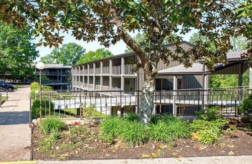 Lucas Resort | Barren River Lake State Resort Park