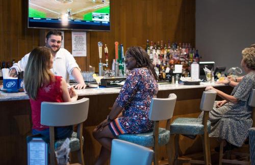 Lucas Resort | Barren River Lake State Resort Park