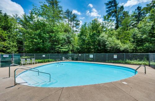 Bartlett House | Bartlett Vacation Rental with Wraparound Deck!