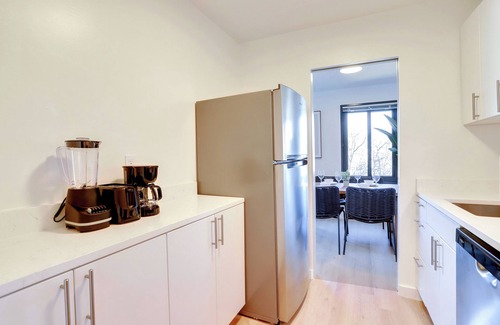 Court House Apartment | Barton Park View Apartments