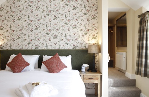Lychpit Bed & Breakfast | Barton's Mill