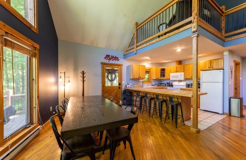 Slaty Fork Cabin | Base Camp - Cozy Cabin, Close to Snowshoe!