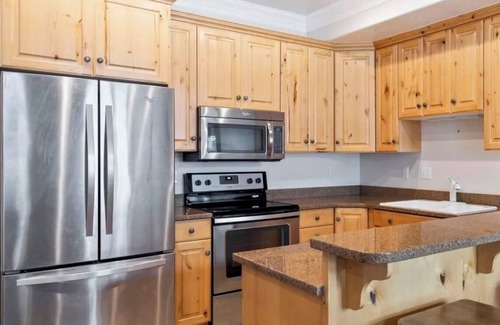 Ogden Condo | Basinview Lakeside Mountain Escape - All Season Getaway!