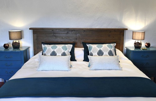 Roussillon Bed & Breakfast | Bastide Des Demoiselles