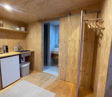 Bicheno Apartment | Bastu Bicheno Tiny home