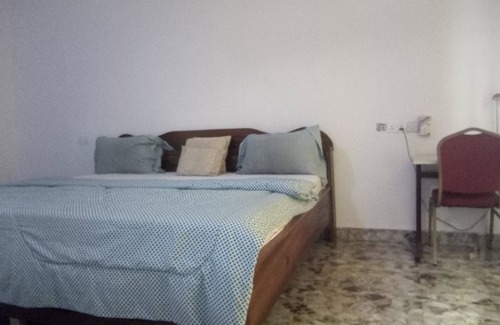 Sunyani Bed & Breakfast | Batavia Lodge
