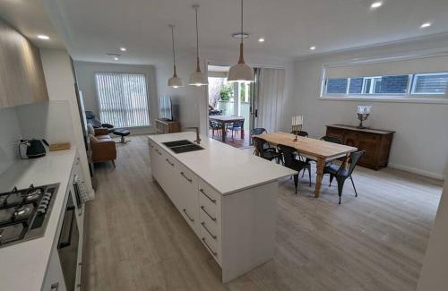 Bateau Bay House | Bateau Bay Retreat