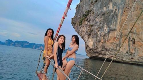 Bang Bao Bay Boat Rental | Bateau MEKKALA