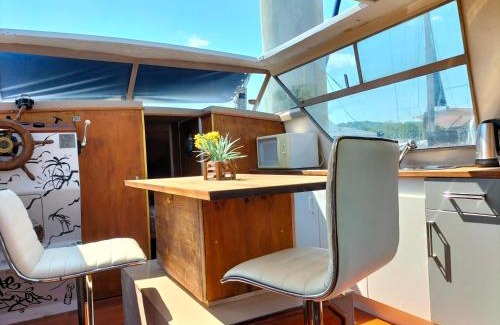 Rouen Boat Rental | Bateau PEARL