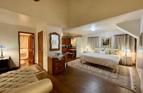 Oak Park Bed & Breakfast | Bath Street Inn