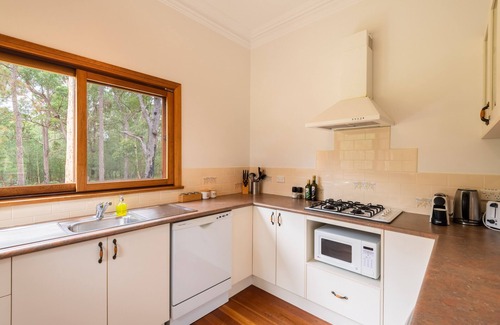 Woollamia Apartment | Bay and Bush, Jervis Bay