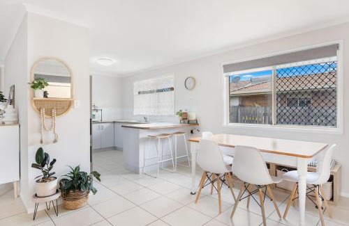 Pialba House | Bay Breeze - Easygoing Beachside Living for Families