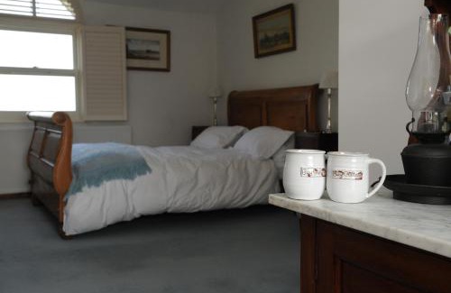Boardmills Bed & Breakfast | Bay Cottage Bed & Breakfast