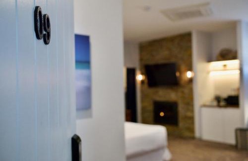 St Helens Hotel | Bay Of Fires Apartments - Town Centre