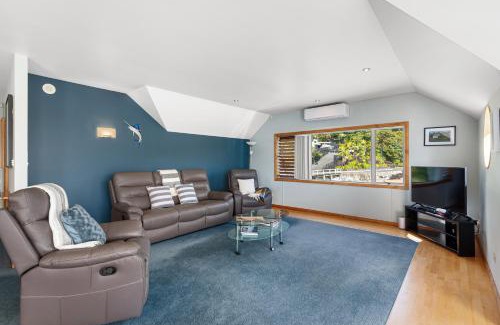 Opua Apartment | Bay of Islands Apartment On The Water- The Bridge