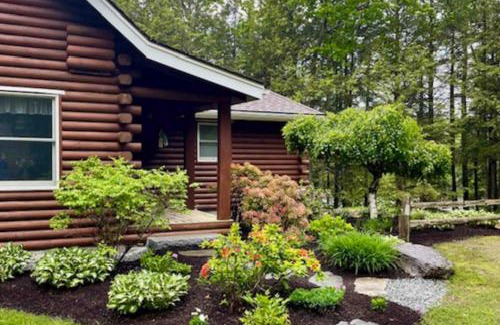 Bremen House | Bayberry Lakehouse