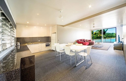 Shute Harbour Apartment | Baybliss Apartments 1bedroom