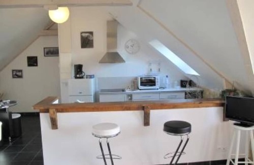 Juaye-Mondaye Cottage | BAYEUX, "Le Bonheur" gîte with private garden 15 minutes from the DDay beaches