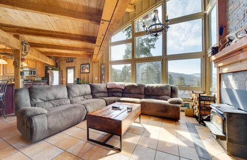 Bayfield Cabin | Bayfield Cabin w/Hot Tub & Striking Mountain View