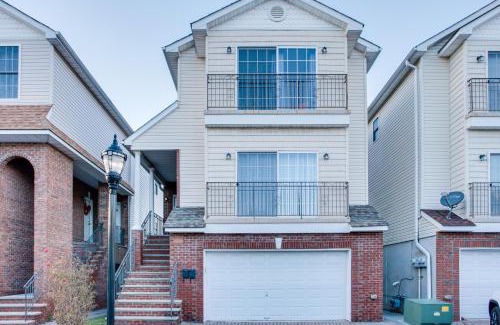 Constable Hook Apartment | Bayfront New Jersey Escape about 13 Mi to Times Square