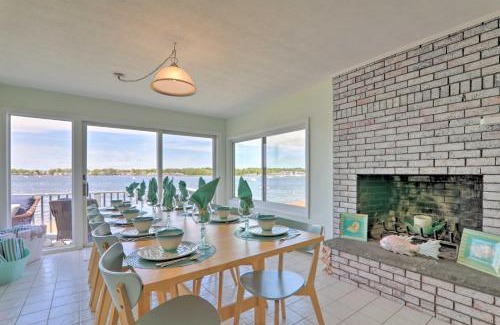 Wareham House | Bayfront Wareham Retreat with Private Beach!