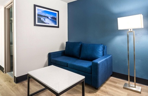 Batavia Hotel | Baymont by Wyndham Batavia - Darien Lake