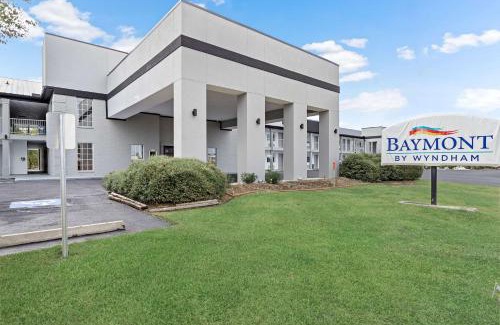 Beaumont Hotel | Baymont by Wyndham Beaumont