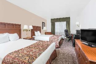 Yreka Hotel | Baymont by Wyndham Yreka