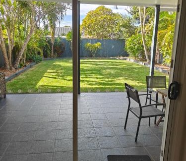 Wynnum Apartment | Bayside Bliss