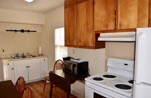Ocean City Cottage | Bayside Family Cottages bayside life and easy walk to the beach and boardwalk !