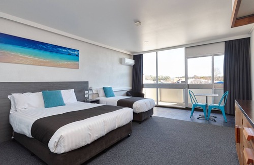 St Helens Hotel | Bayside Hotel