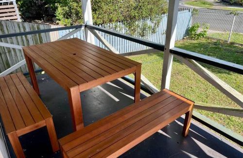Deception Bay House | Bayside Living - Walk to Water - Central location