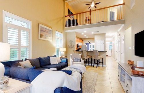 The Commons House | Bayside Resort townhouse with hot tub, pools, golf, game room, gym - dogs OK
