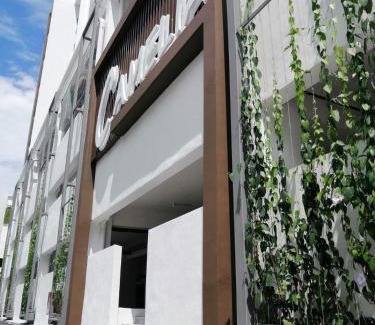 Bukit Jong Apartment | Bayu Temiang - 5pax Quiet Home