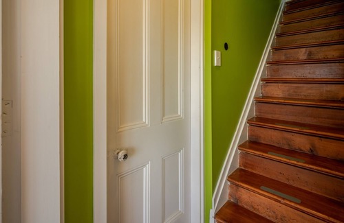 Diamond Harbour House | BAYVIEW BEAUTY - CHARTERIS BAY HOLIDAY HOME in Charteris Bay