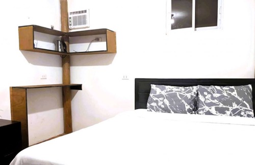 Sipalay Hotel | Bayview Cabin Retreat