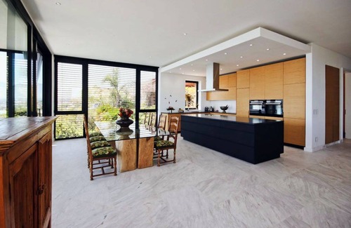 Gordon's Bay House | BAYWATCH'S APARTMENT