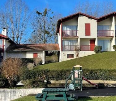 Souraide Apartment | Baztan Piscine Vue Montagnes