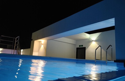 Furugen House | BBQ Rooftop Infinity Pool Jacuzzi Limited to/Nakagami-gun Okinawa