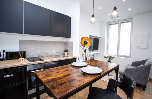Villeboeuf - Fauriel - Vivaraize Apartment | BD ROOM COCON COZY BALNEOTERAPY IN SAINT-ETIENNE