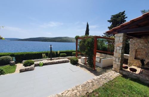 Seget Vranjica Apartment | Beach Apartment More