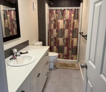 Grand Forks House | Beach Bed and Breakfast