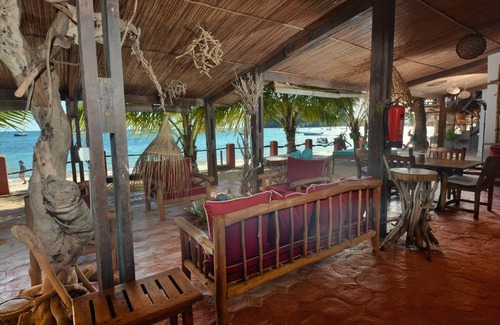 Madirokely Villa | Beach Club Room 1