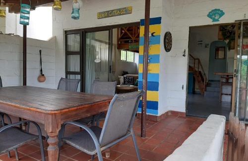 Mgxotyeni House | Beach Cottage - Hole in the Wall Resort