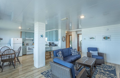 St. George Island Apartment | Beach front, 1 bed/1 bath ground level.