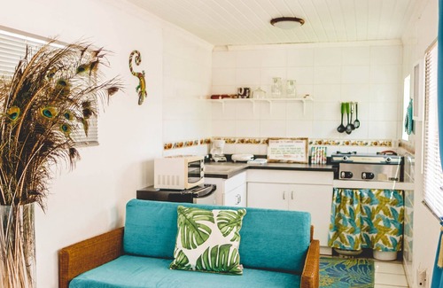 Pos Chiquito Cottage | Beach Front Cottage