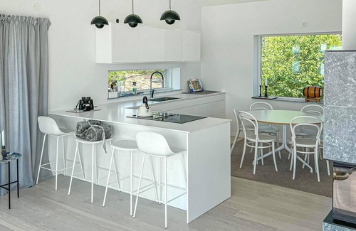 Osteraker Municipality House | Beach front home in åkersberga with sauna