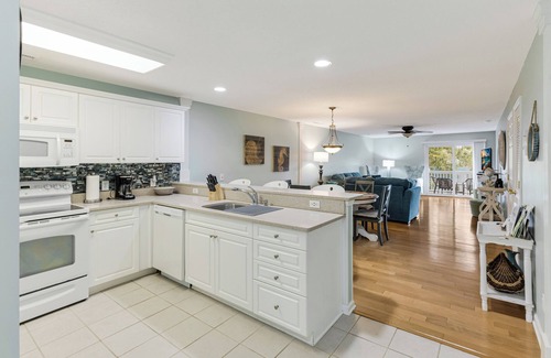 Bolivia Condo | Beach & Golf Getaway in enchanting Bolivia, NC