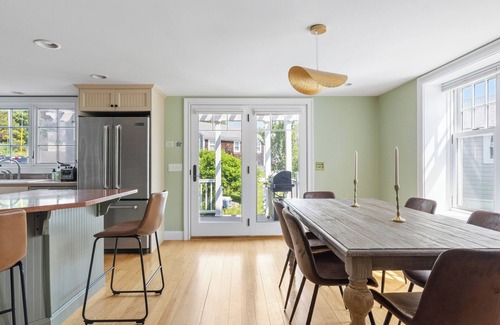 Snug Harbor House | Beach House Near East Matunuck State Beach