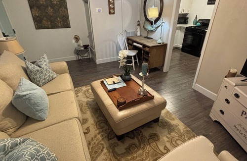 Copperas Cove House | Beach Inspired Cozy Place, 5 Miles From Fort Hood Base & 40 min to Austin